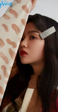 赖婧尝试不同潮流服饰《潮流新拍》杂志写真图片