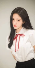 女明星鞠婧祎晒出道六周年唯美写真图片
