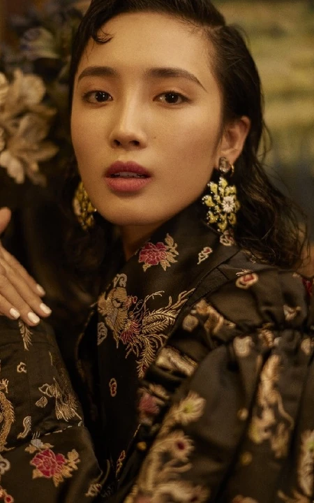 王紫璇个性复古上海滩风格杂志写真美图