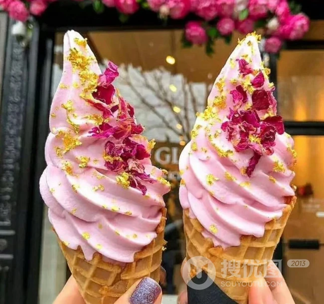 色彩缤纷的巧克力冰激凌图片，女生钟爱的甜食！ 第3张