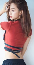 气质纤细线条，健美身材运动装女生，多色背心长裤生活照片