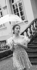 阚清子复古风蕾丝连衣短裙写真图集，户内户外皆动人