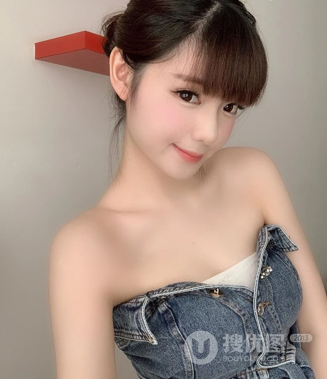 马来西亚精选童颜女生Amy香儿高清自拍，生活照图集
