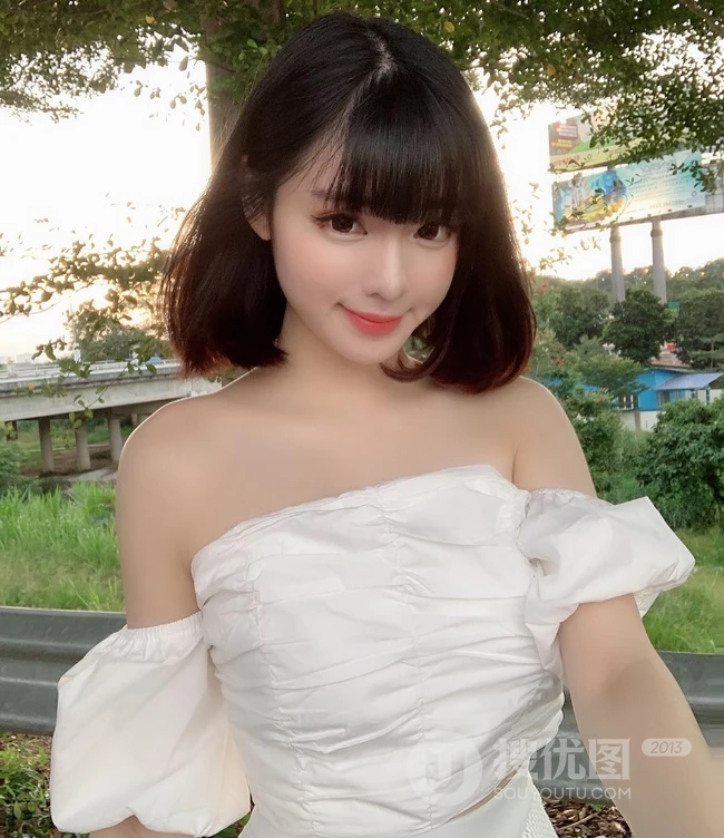 马来西亚精选童颜女生Amy香儿高清自拍，生活照图集