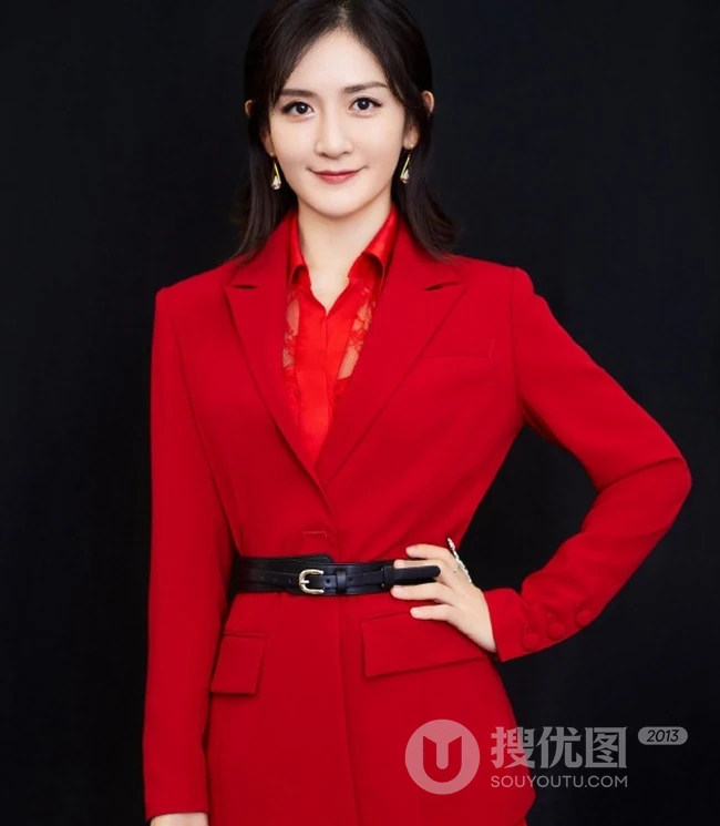 谢娜大红色西服套红裙魅力写真，舞台照气质图片