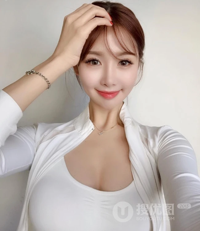 韩国号称美人鱼的女生VIVI气质自拍，写真，生活照片图集