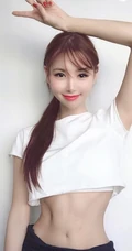 韩国号称美人鱼的女生VIVI气质自拍，写真，生活照片图集