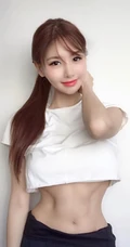 韩国号称美人鱼的女生VIVI气质自拍，写真，生活照片图集