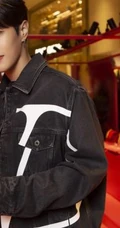 李汶翰出席Valentino 巴士限时概念店活动帅气照片