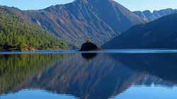 最美的还是这些山山水水，山水风景桌面壁纸图片分享