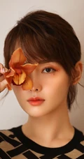 张嘉倪时尚绳节图案针织衫 优雅动人高清写真图片