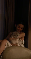 陈瑶带猫出行入住酒店图片，日常逗猫爱心满满