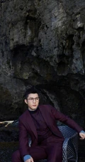 韩东君精彩OK杂志冬装海边写真图片，不惧寒冷帅气动人