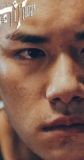 易烊千玺电影《少年的你》个人剧照海报，10.25震撼上映