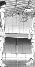 漫画《灌篮高手》高清篮球场竞技黑白插画图片
