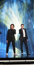 帅哥明星郑伊健2019演唱会帅照图片