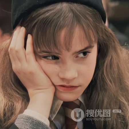 欧美短发女生画面比较唯美的微信女生头像