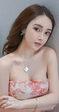 精选香港女生小青蛙气质动人写真，自拍，生活照图片集