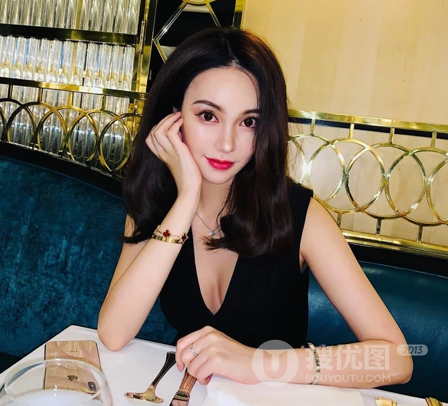 精选香港女生小青蛙气质动人写真，自拍，生活照图片集