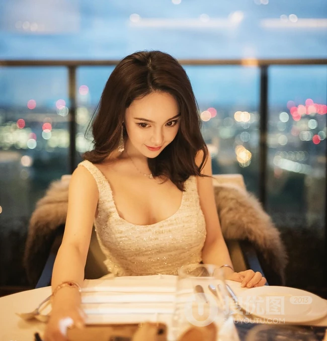 精选香港女生小青蛙气质动人写真，自拍，生活照图片集