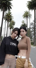 新加坡女生组合BY2椰树下的公路秀身材美照