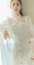 邢菲甜美气质轻纱牛仔裙室内写真，不止清新，还有小气质