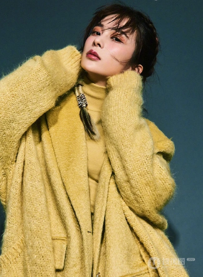 时尚百变魅力，女生明赵樱子各类服饰个性写真图片