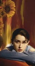 新疆女生哈妮克孜杂志写真大片，未来无限可能的新晋女星
