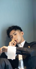 帅气男演员潘宥诚绅士优雅高清西装写真图片