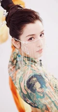 哈妮克孜化作敦煌飞天少女写真，犹如画中走来的一样