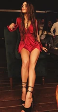 俄罗斯女生模特Anisonkate写真，自拍，生活照图集
