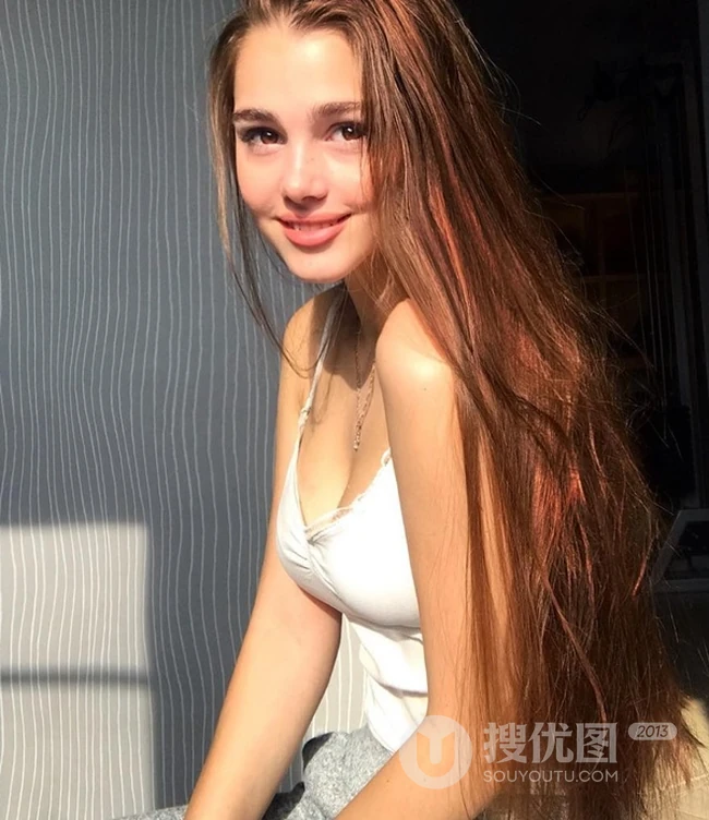 俄罗斯女生模特Anisonkate写真，自拍，生活照图集