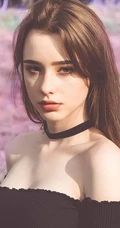 高颜值俄罗斯女生Dasha Taran高冷写真，生活照图集