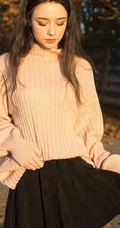 高颜值俄罗斯女生Dasha Taran高冷写真，生活照图集