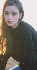 高颜值俄罗斯女生Dasha Taran高冷写真，生活照图集