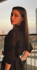 高颜值俄罗斯女生Dasha Taran高冷写真，生活照图集