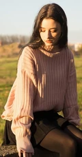 高颜值俄罗斯女生Dasha Taran高冷写真，生活照图集