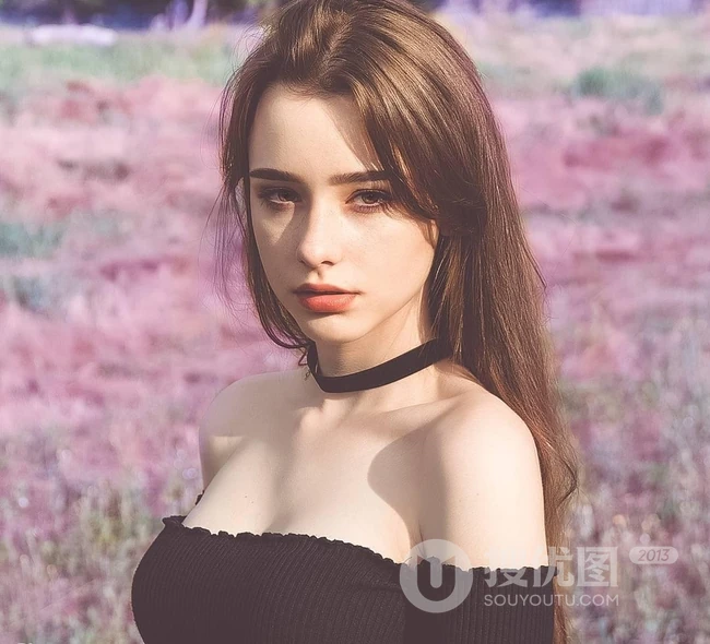 高颜值俄罗斯女生Dasha Taran高冷写真，生活照图集