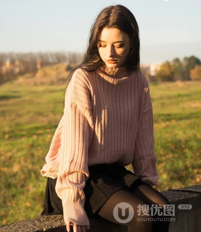 高颜值俄罗斯女生Dasha Taran高冷写真，生活照图集