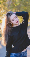 高颜值俄罗斯女生Dasha Taran高冷写真，生活照图集
