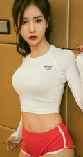 气质运动装女生Silin紧身白T短裤室内写真线条感写真图片