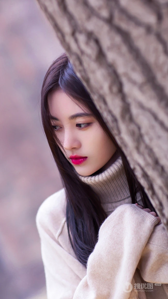 美女明星鞠婧祎拥抱大自然小清新风格手机壁纸