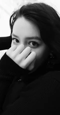 混血女生李诗颖Maxi Li黑白质感街拍写真大片