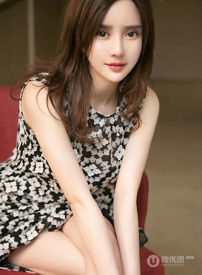 气质模特女生马乐乐百变风格服饰写真图片，有颜有肤有身材