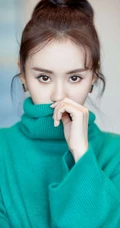 郑合惠子绿衣粉裤丸子头高清写真，可甜可杀的郑合惠子