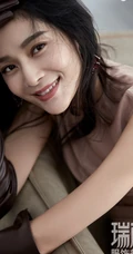 王媛可登《瑞丽》服饰美容杂志写真大片，时尚知性而优雅