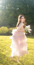 超美气质少女露背仙女纱裙户外唯美逆光写真图片