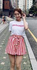 韩国气质女生朴有珍气质短裤系列写真，生活照片图集一