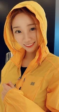韩国气质女生朴有珍气质短裤系列写真，生活照片图集一
