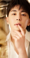 吊带裤型男&ldquo;邓伦&rdquo;个人写真手机壁纸，演绎来自上世纪的绅士